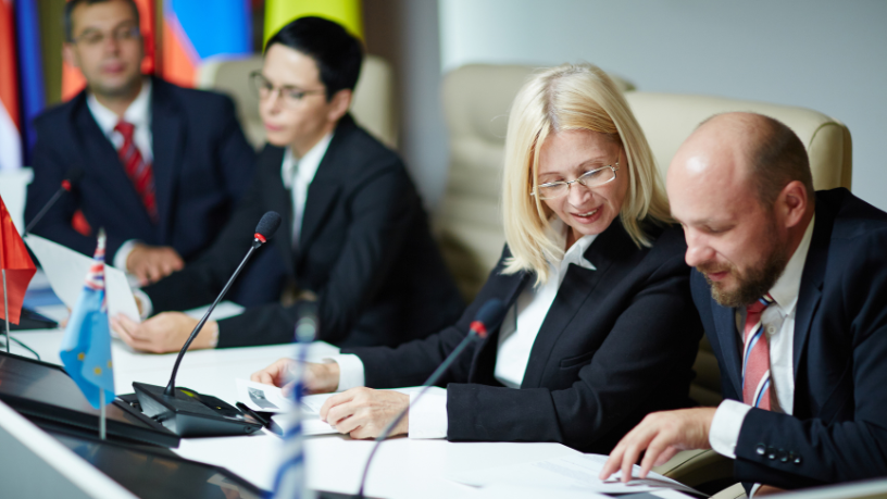 Guerra entre Paquistão e Afeganistão: bombardeios em Cabul ampliam tensão e elevam risco regional